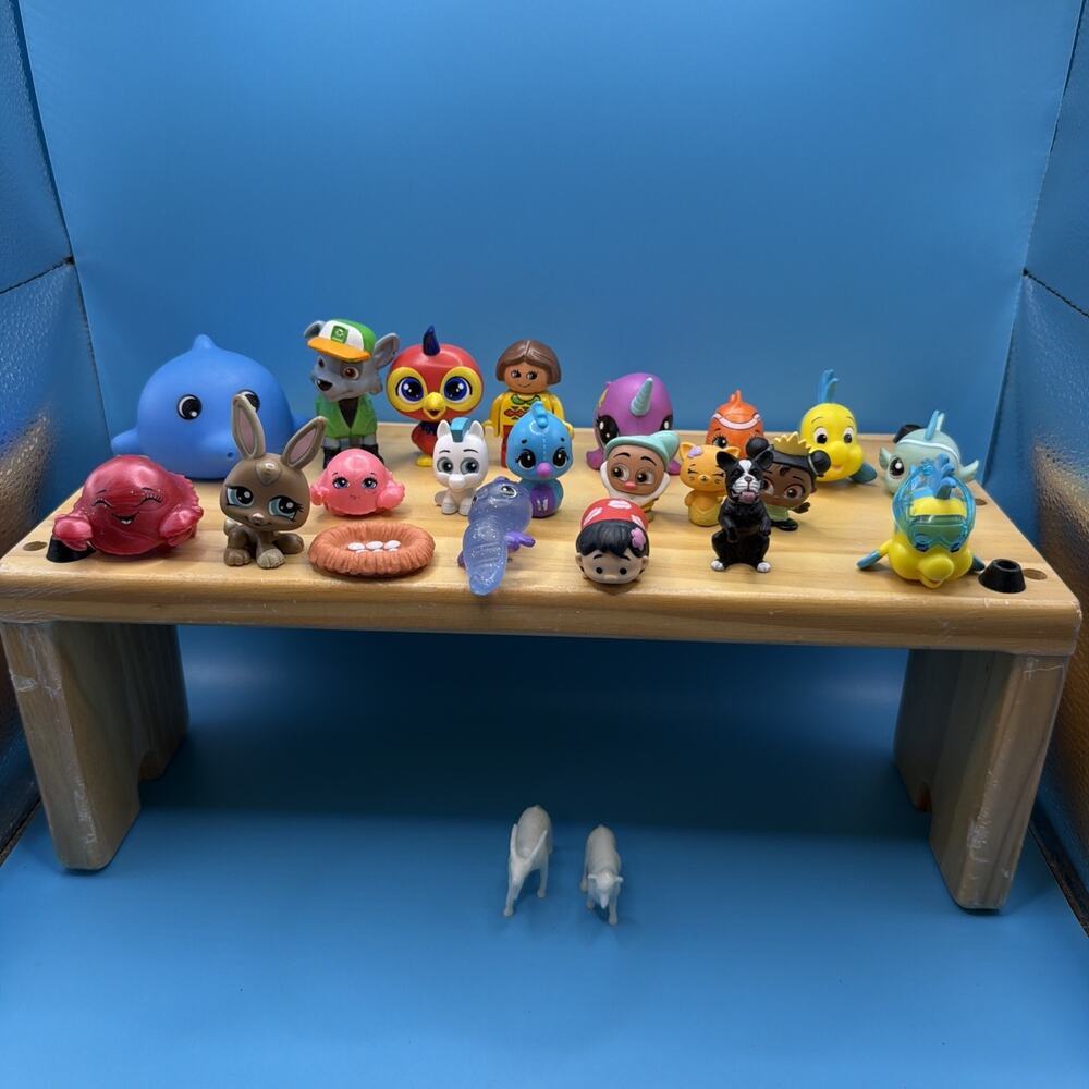 LPS,Hatchimals & Random Figures Lot Of 24 Toys